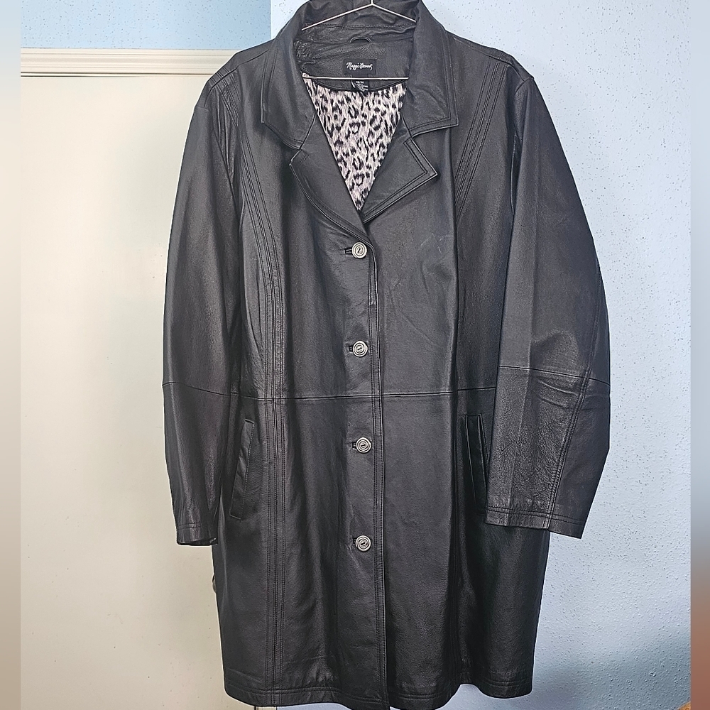 Catherines - Maggie Barnes - Women's Genuine Leather Coat - Size 4x - Black